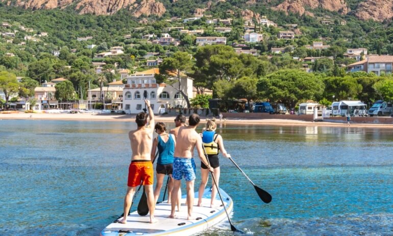 Image GIANT SUP BOARDS and INFLATABLE CANOES