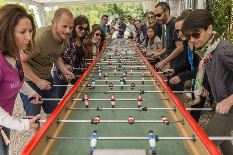 Activités incentive : le babyfoot géant