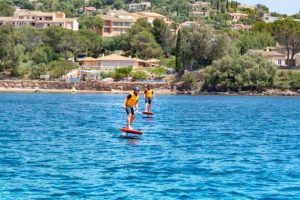 efoils en action dans la baie d'agay 